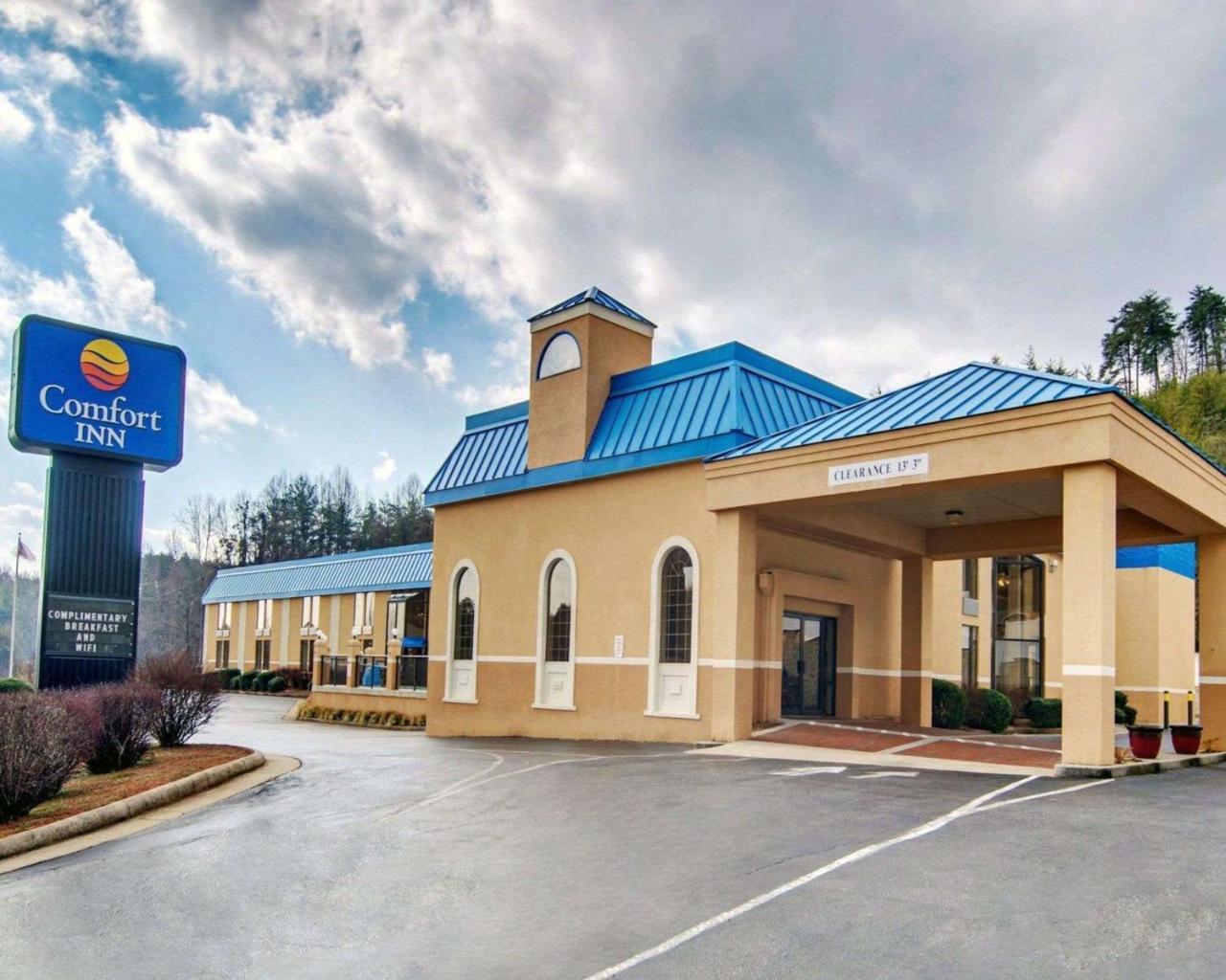 Comfort Inn Near Martinsville Speedway Extérieur photo